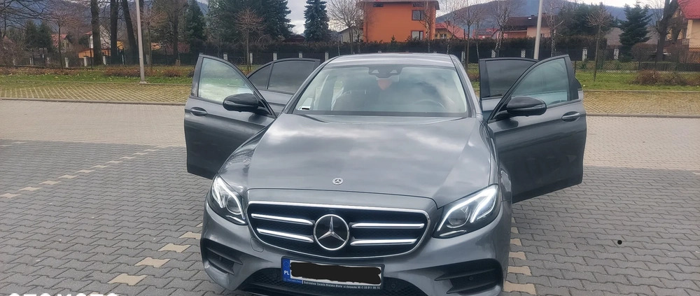 Mercedes-Benz Klasa E cena 149900 przebieg: 45403, rok produkcji 2018 z Rzgów małe 562